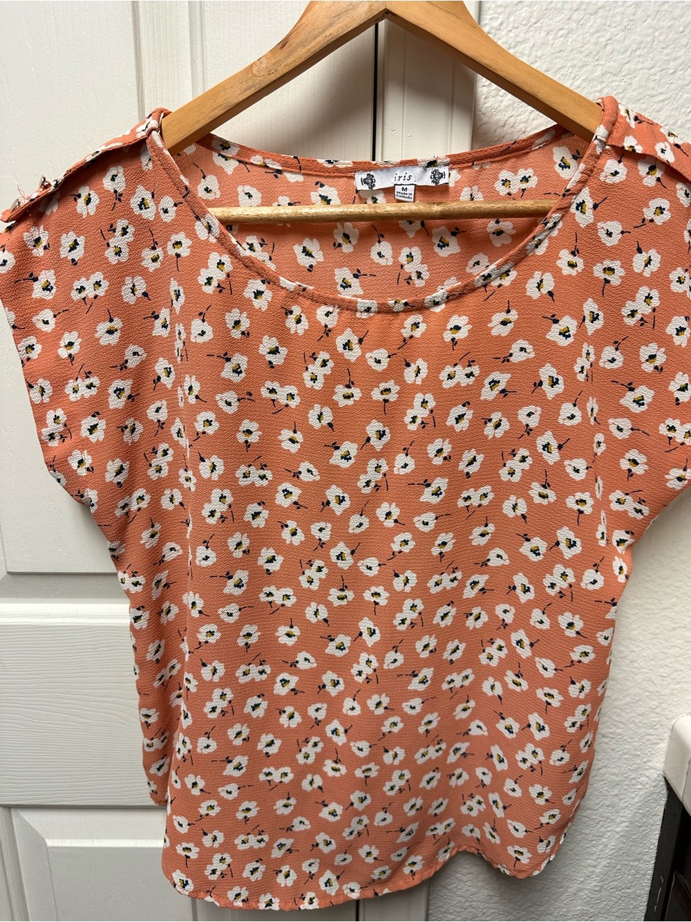 iris Coral Floral Short-Sleeve Blouse